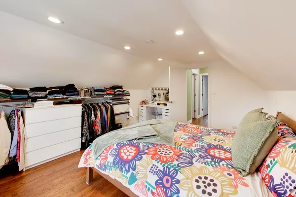 $519,000 | 5011 North Mobile Avenue, Chicago, IL 60630
