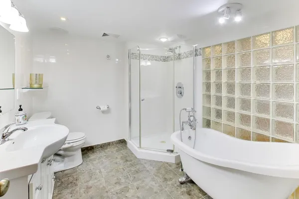 $519,000 | 5011 North Mobile Avenue, Chicago, IL 60630
