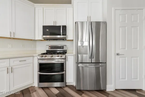 $294,000 | 2252 Beach Drive, Unit 1301, Gulfport, MS 39507