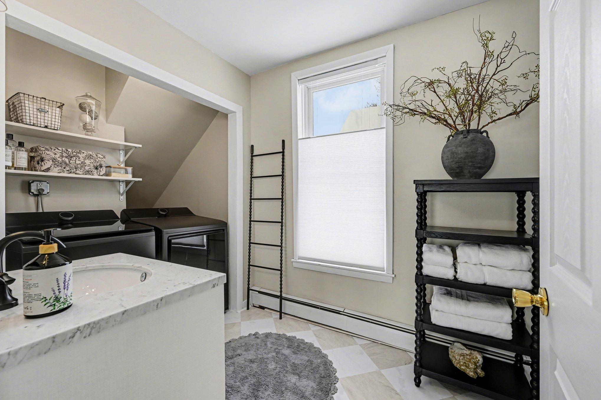 418 4th Street North Hudson, WI 54016 - Photo 18 of 37