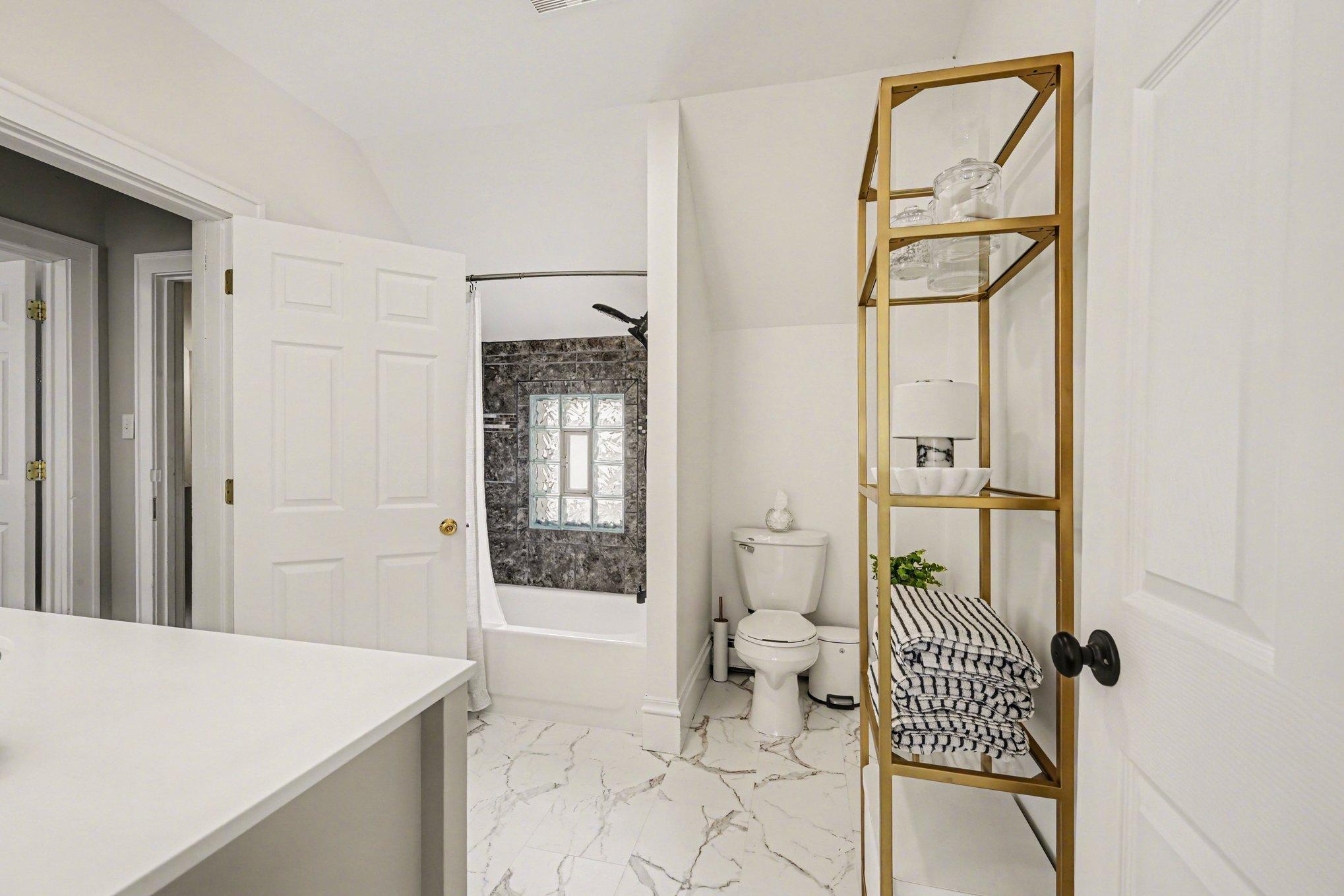 418 4th Street North Hudson, WI 54016 - Photo 33 of 37