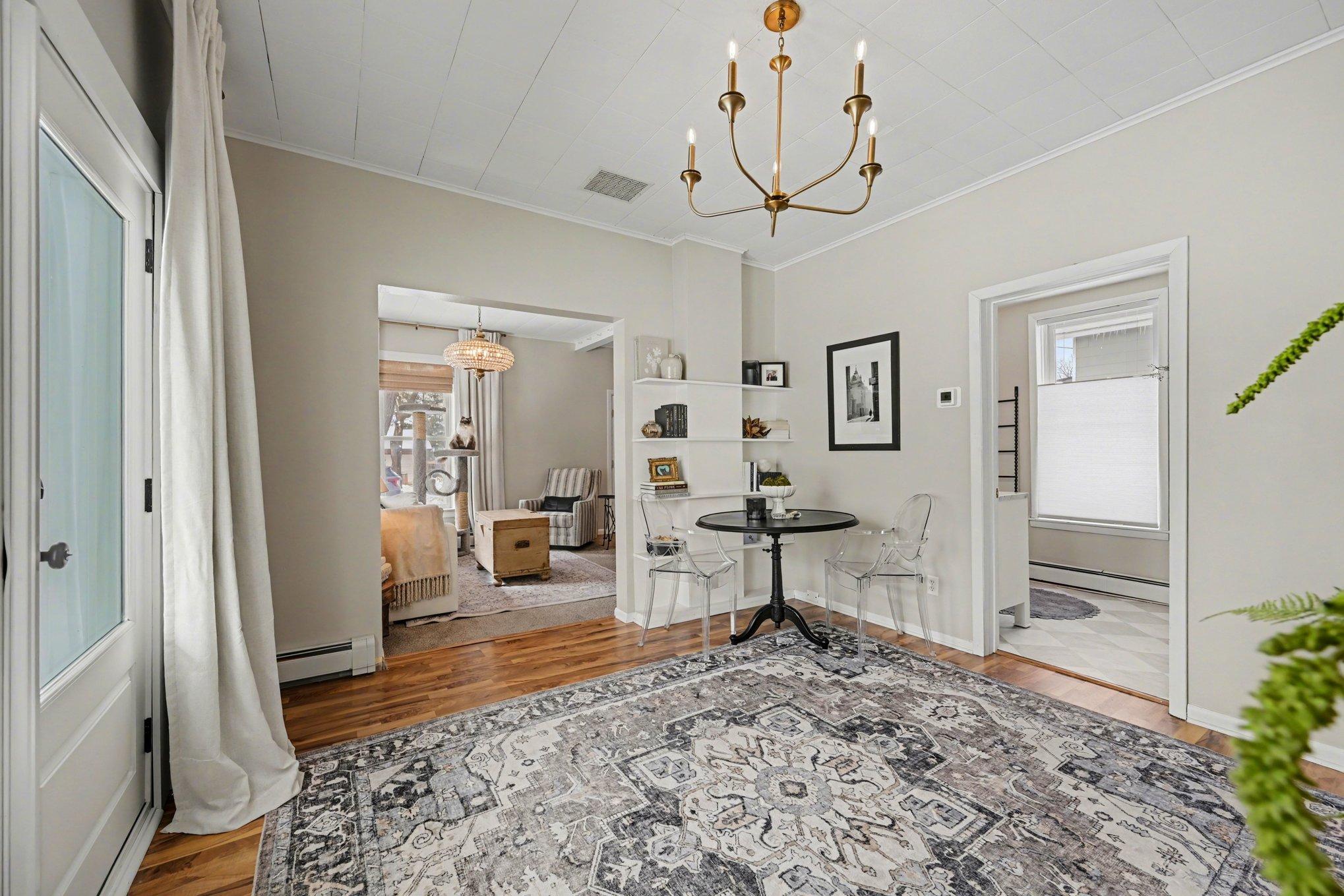 418 4th Street North Hudson, WI 54016 - Photo 5 of 37