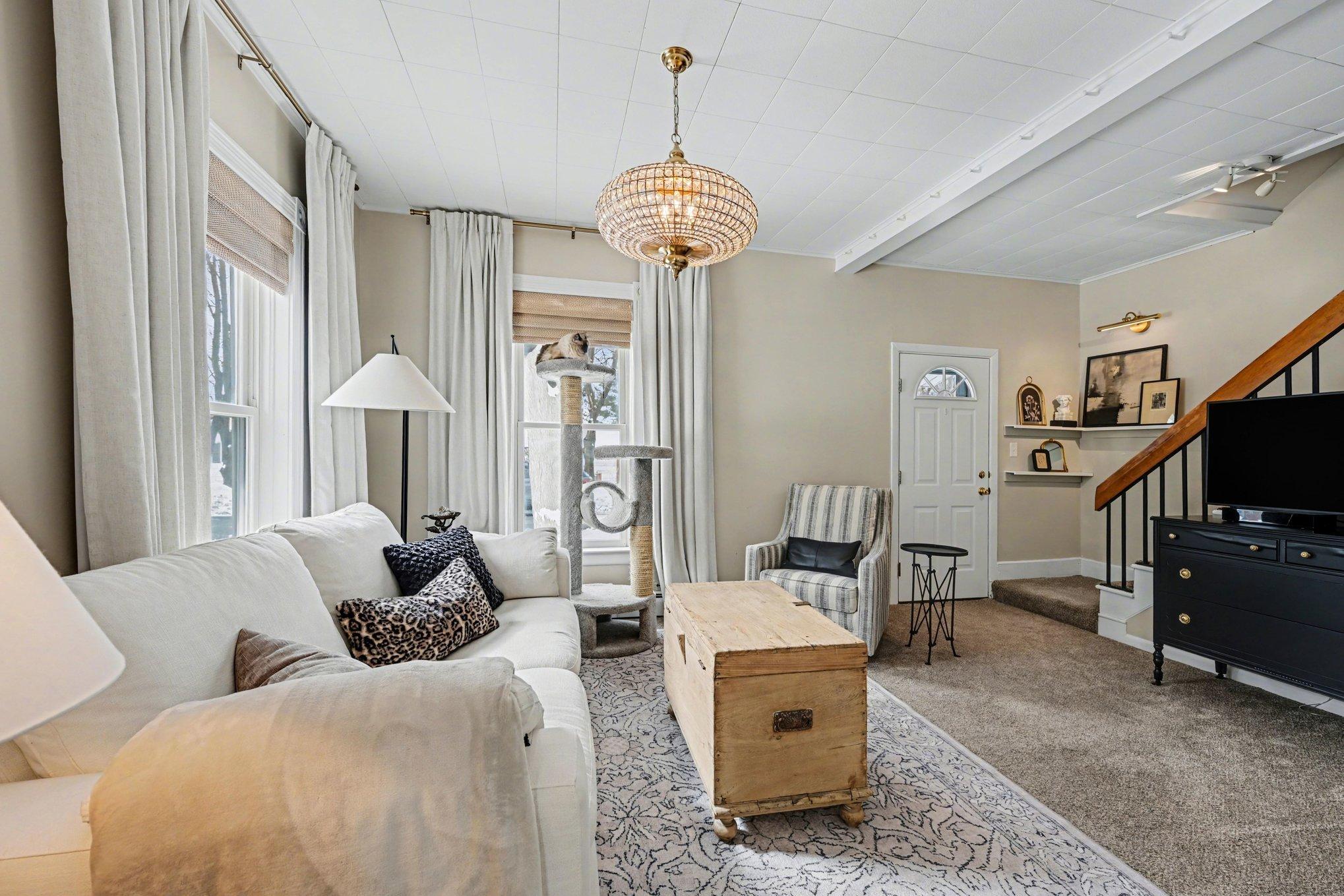 418 4th Street North Hudson, WI 54016 - Photo 9 of 37