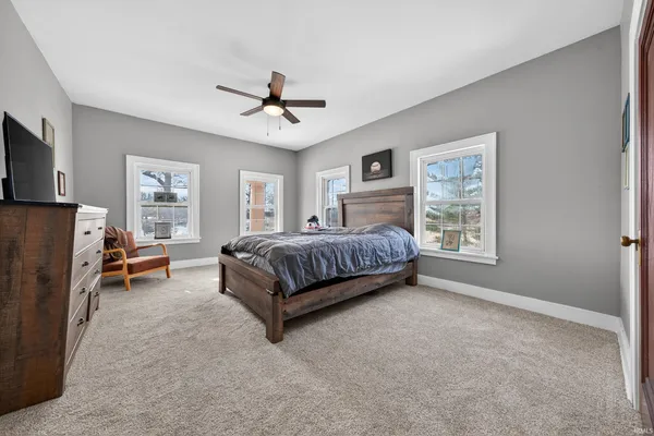 $424,900 | 8010 West County Road 400 North, Royal Center, IN 46978