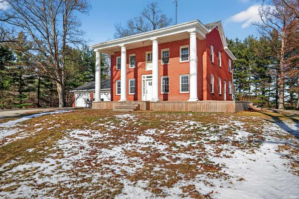 $424,900 | 8010 West County Road 400 North, Royal Center, IN 46978