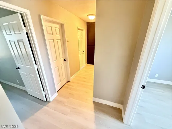 $2,195 | 6990 Paddington Way, Las Vegas, NV 89147