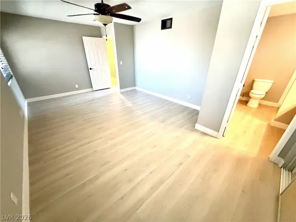 $2,195 | 6990 Paddington Way, Las Vegas, NV 89147