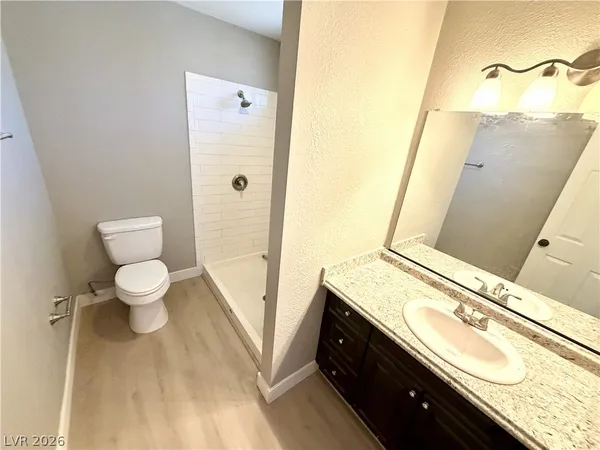 $2,195 | 6990 Paddington Way, Las Vegas, NV 89147