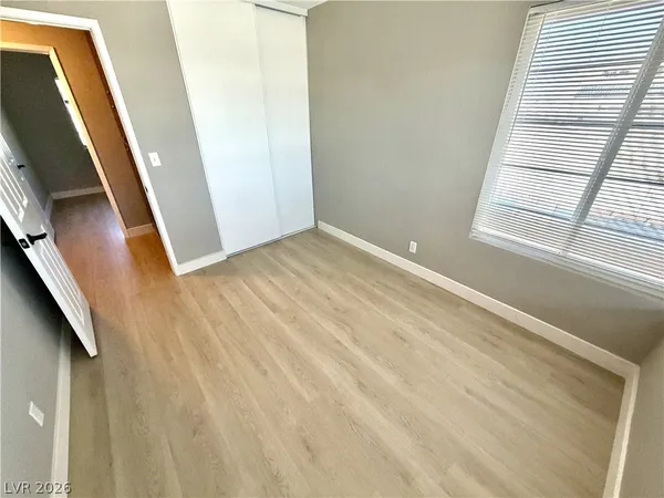 $2,195 | 6990 Paddington Way, Las Vegas, NV 89147