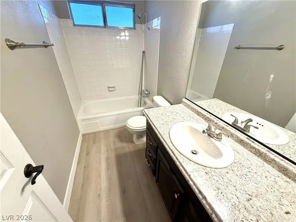 $2,195 | 6990 Paddington Way, Las Vegas, NV 89147
