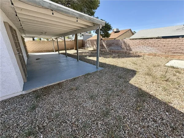 $2,195 | 6990 Paddington Way, Las Vegas, NV 89147