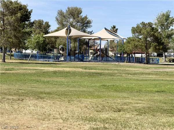 $2,195 | 6990 Paddington Way, Las Vegas, NV 89147