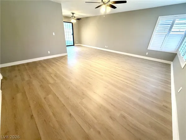 $2,195 | 6990 Paddington Way, Las Vegas, NV 89147