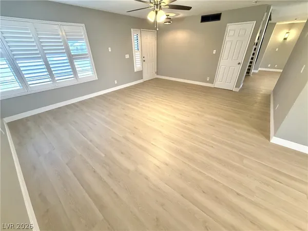 $2,195 | 6990 Paddington Way, Las Vegas, NV 89147