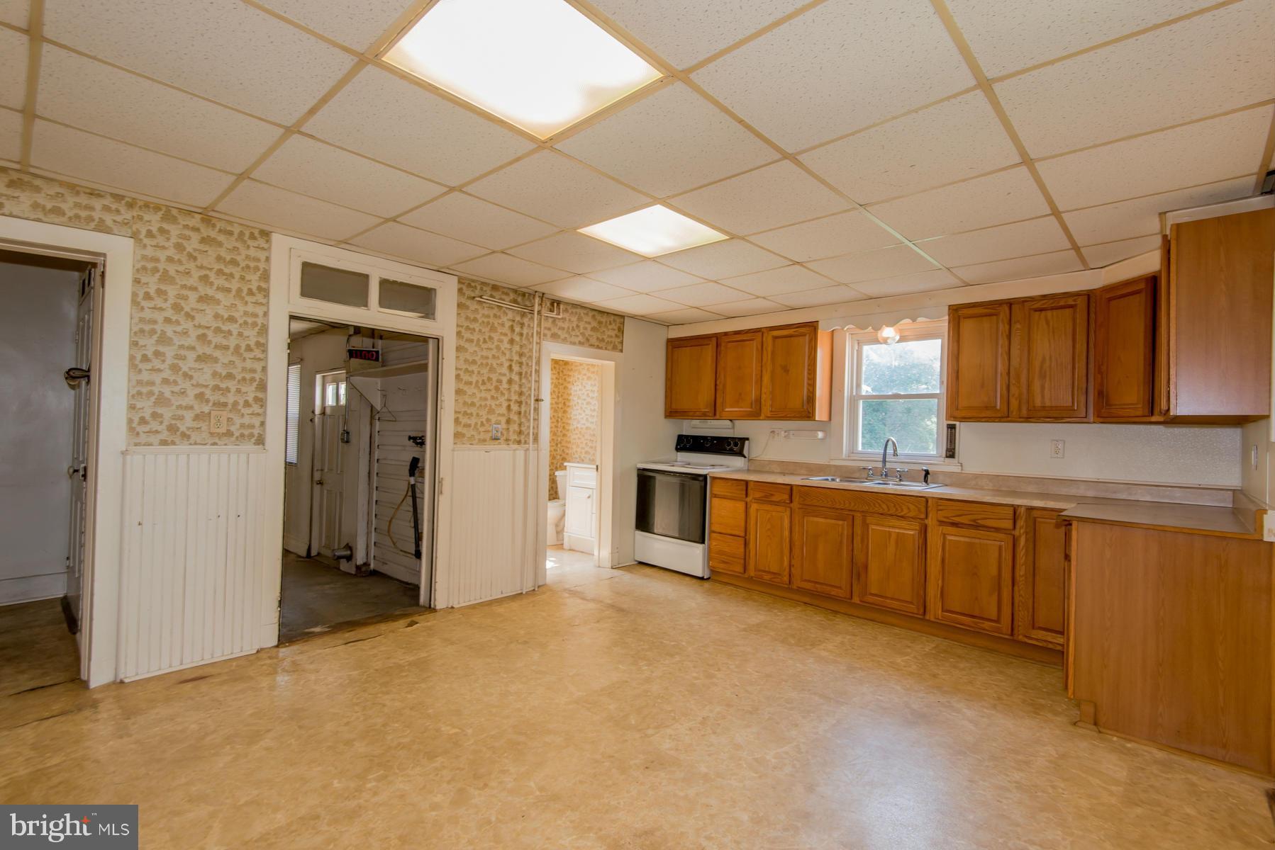 6101 Middleburg Road Keymar, MD 21757 - Photo 3 of 30 Kitchen
