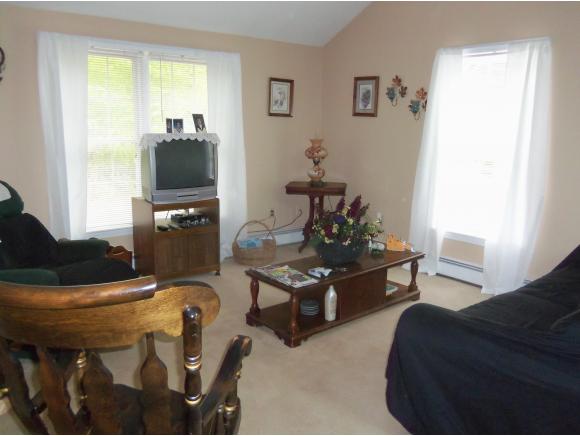 67 Cross Road Strafford, NH 03884 - Photo 4 of 10