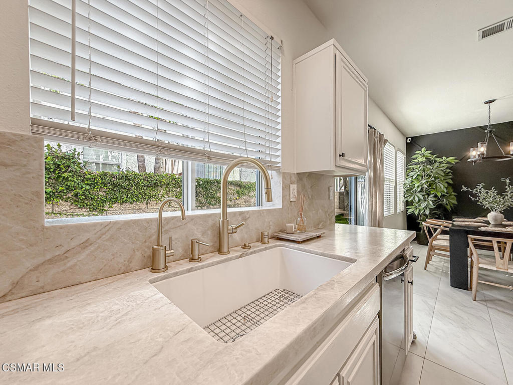 619 Hooper Avenue Simi Valley, CA 93065 - Photo 17 of 56