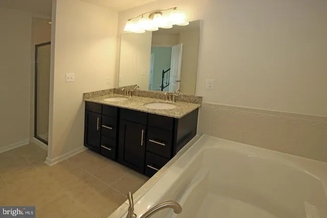 $3,900 | 2482 Baldwin Crescent Northeast, Washington, DC 20018