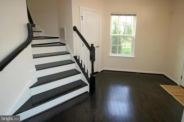 $3,900 | 2482 Baldwin Crescent Northeast, Washington, DC 20018