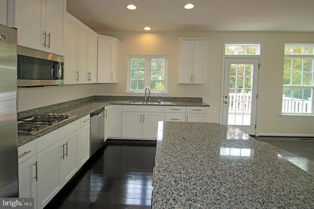 $3,900 | 2482 Baldwin Crescent Northeast, Washington, DC 20018