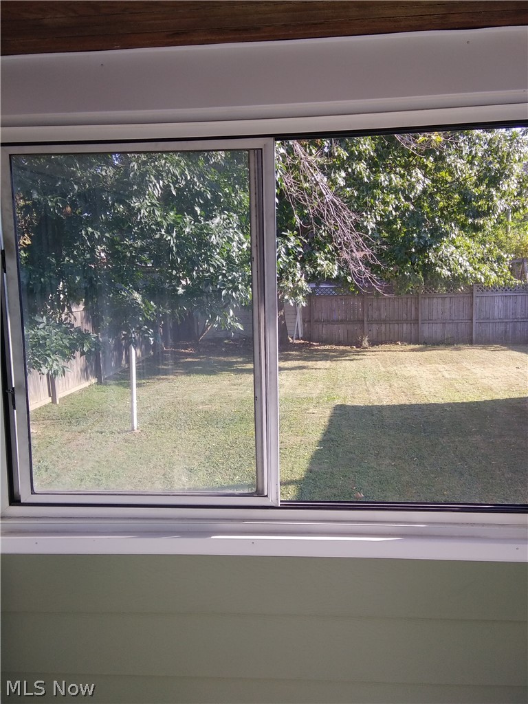 17816 Brazil Road Cleveland, OH 44119 - Photo 16 of 25 Gallery Image 16