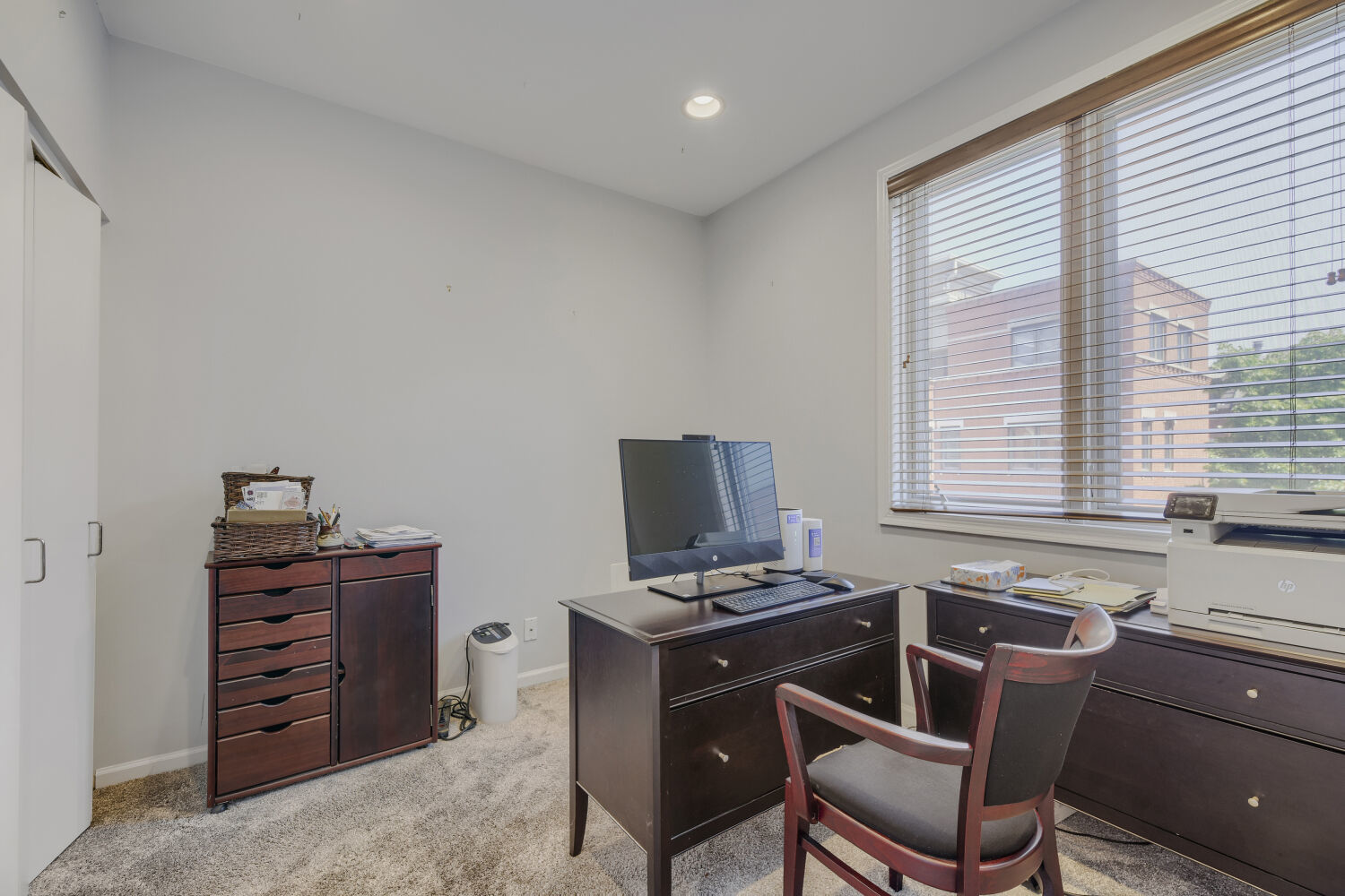 481 North Clinton Street Chicago, IL 60654 - Photo 7 of 34