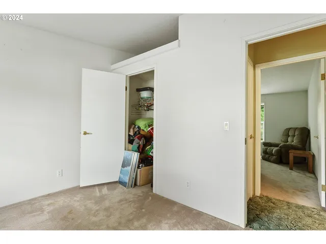 $315,000 | 1206 Highway 197, Maupin, OR 97037