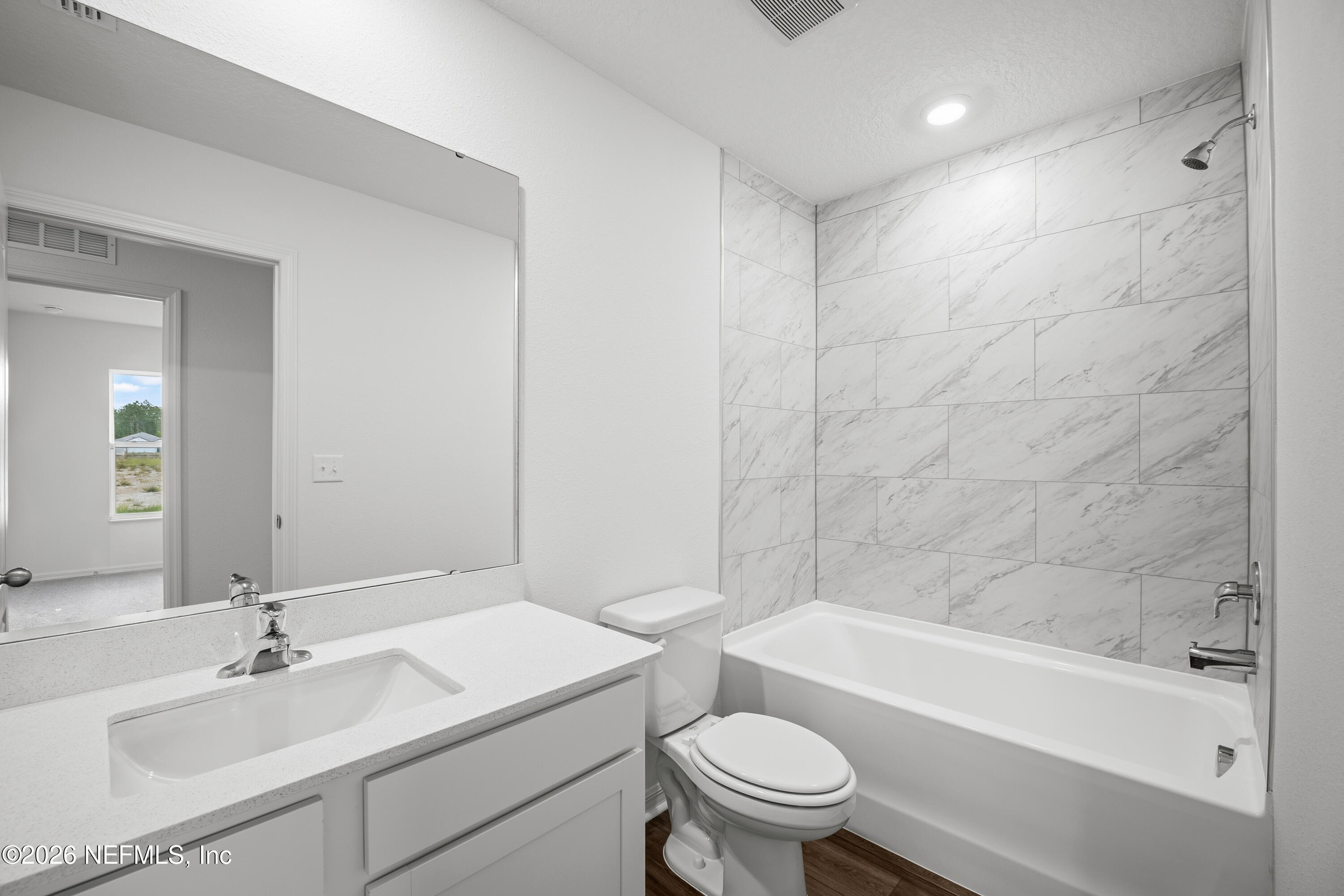 6895 Myrtle Oak Road Jacksonville, FL 32219 - Photo 33 of 52 28 Bathroom