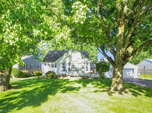 $179,900 | 497 Forest-Hill Drive, Austintown, OH 44515