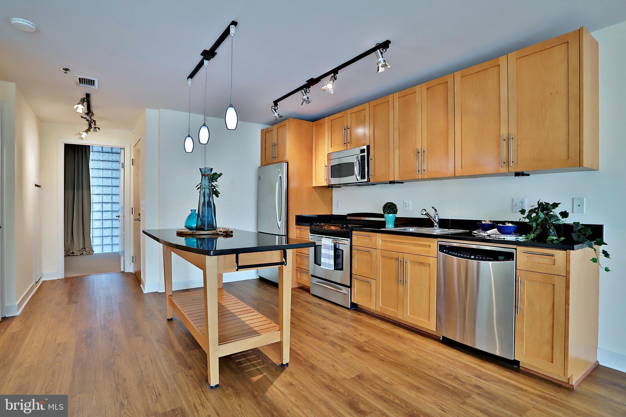 2125 14th Street Northwest, Unit 701 Washington, DC 20009 - Photo 13 of 38