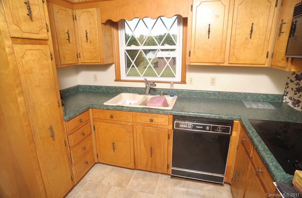 1420 Goodnight Road Salisbury, NC 28147 - Photo 7 of 20