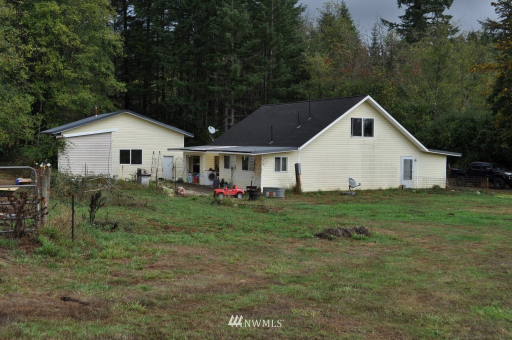 539 Nelson Road Winlock, WA 98596 - Photo 2 of 25