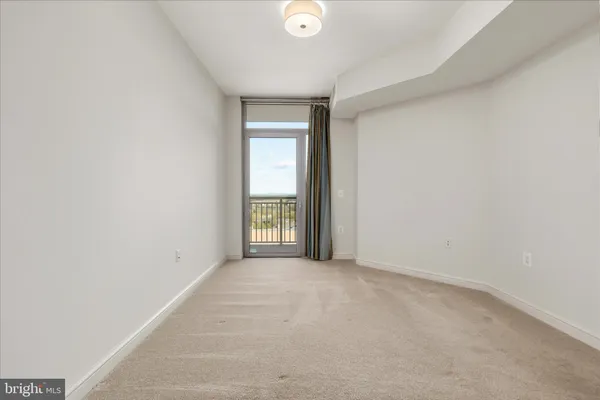 a view of houses with street