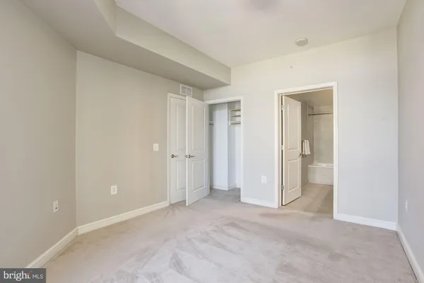 $2,700 | 11990 Market Street, Unit 1106, Reston, VA 20190