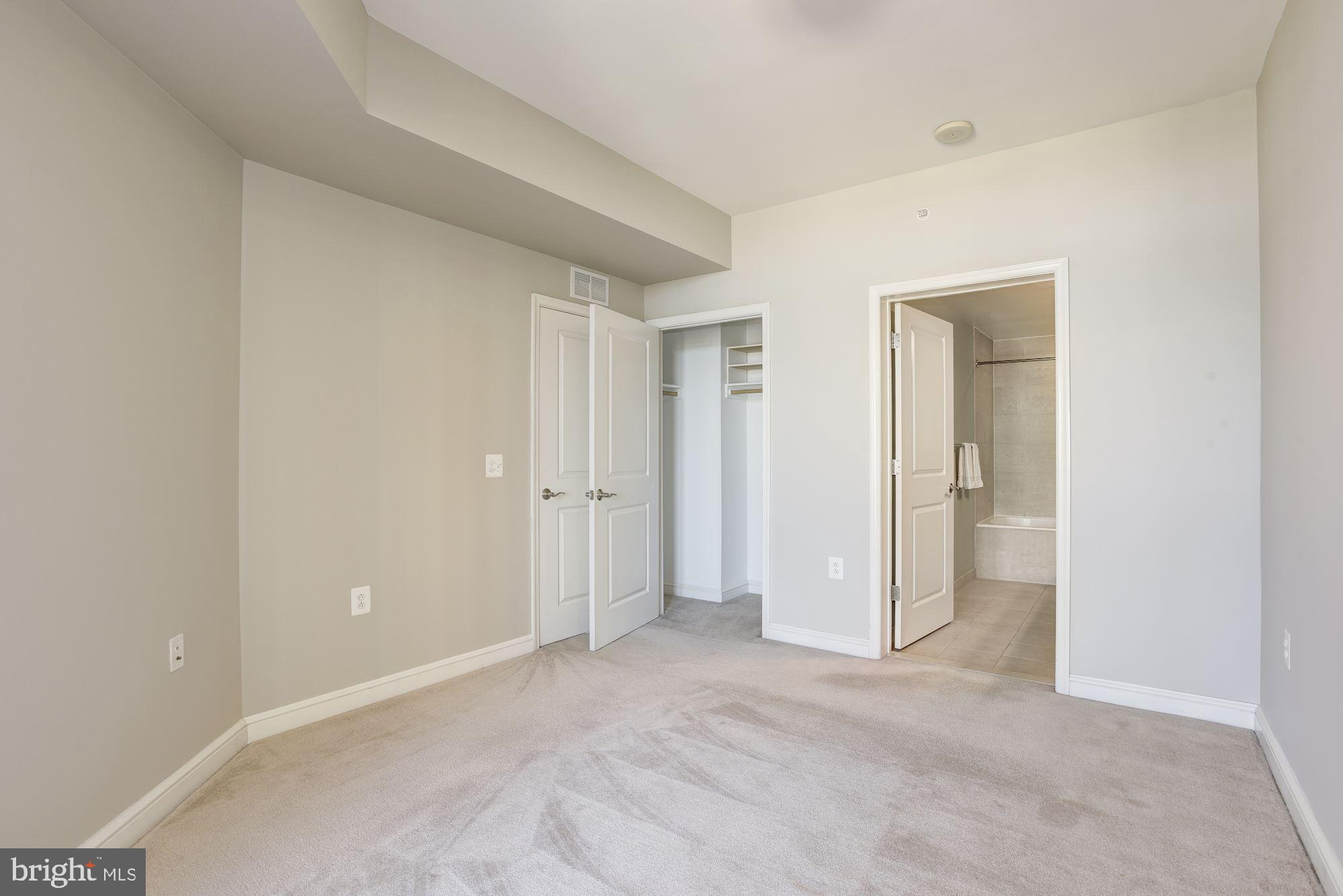 11990 Market Street, Unit 1106 Reston, VA 20190 - Photo 20 of 48 Owner Suite | Main Level