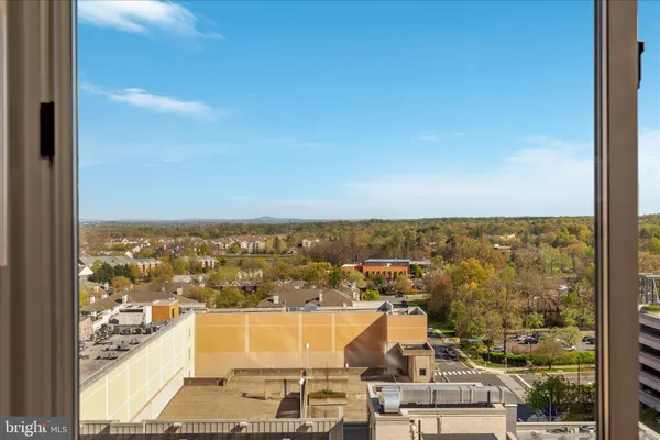 $2,800 | 11990 Market Street, Unit 1106, Reston, VA 20190