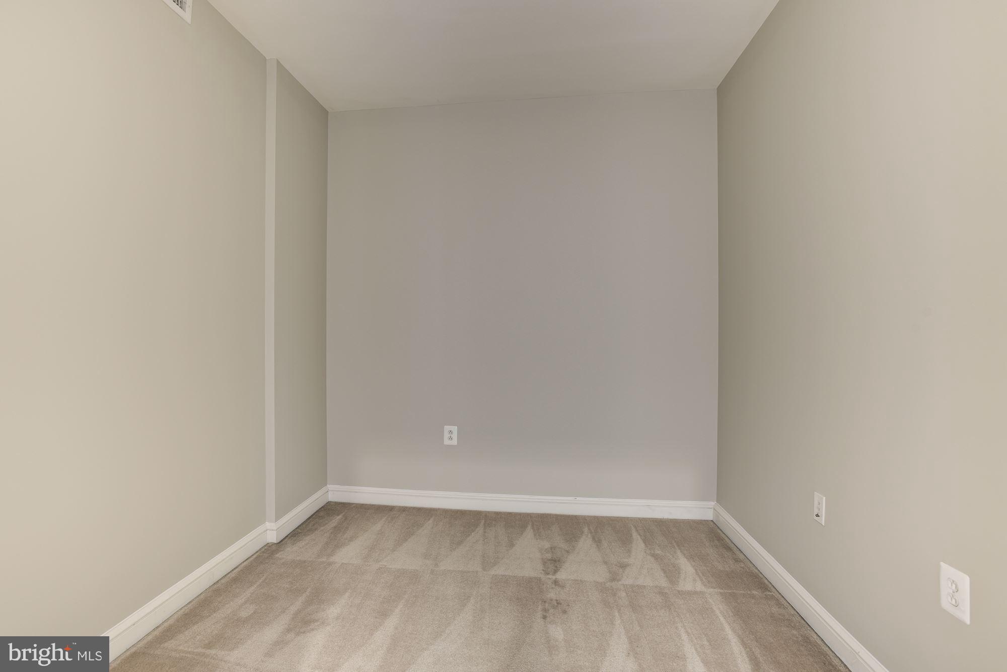11990 Market Street, Unit 1106 Reston, VA 20190 - Photo 22 of 48 Den | Main Level