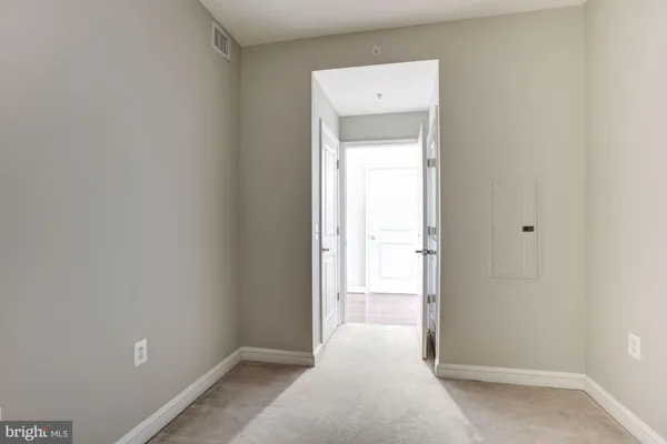 $2,700 | 11990 Market Street, Unit 1106, Reston, VA 20190