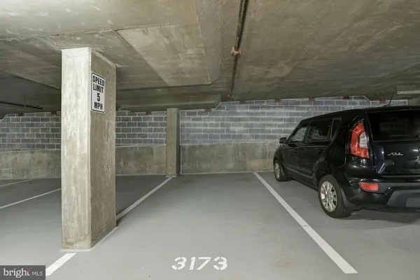 $2,800 | 11990 Market Street, Unit 1106, Reston, VA 20190