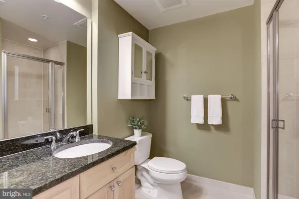 $2,700 | 11990 Market Street, Unit 1106, Reston, VA 20190