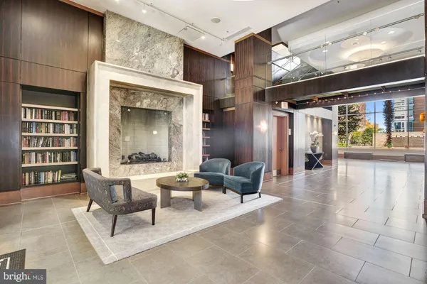 $2,700 | 11990 Market Street, Unit 1106, Reston, VA 20190