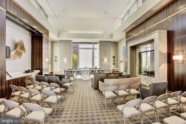 $2,700 | 11990 Market Street, Unit 1106, Reston, VA 20190