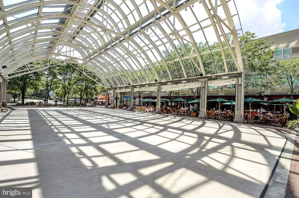 $2,800 | 11990 Market Street, Unit 1106, Reston, VA 20190