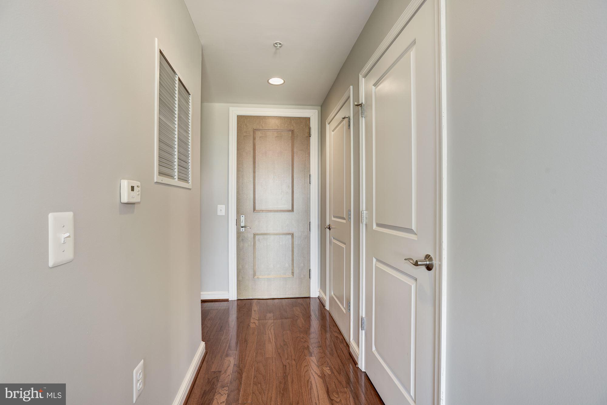 11990 Market Street, Unit 1106 Reston, VA 20190 - Photo 4 of 48 Entrance Foyer | Main Level
