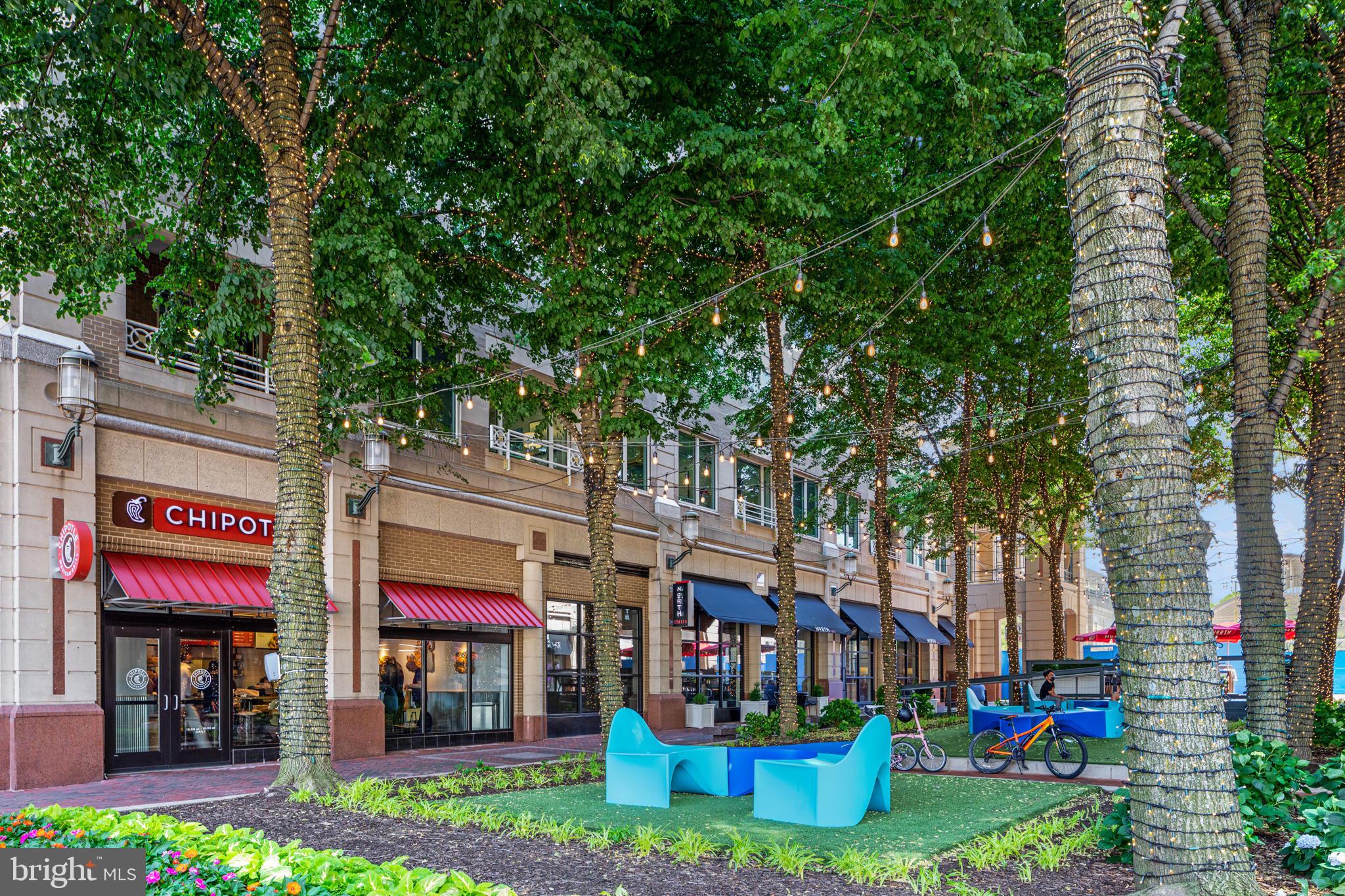 11990 Market Street, Unit 1106 Reston, VA 20190 - Photo 44 of 48 Reston Town Center dining and shopping