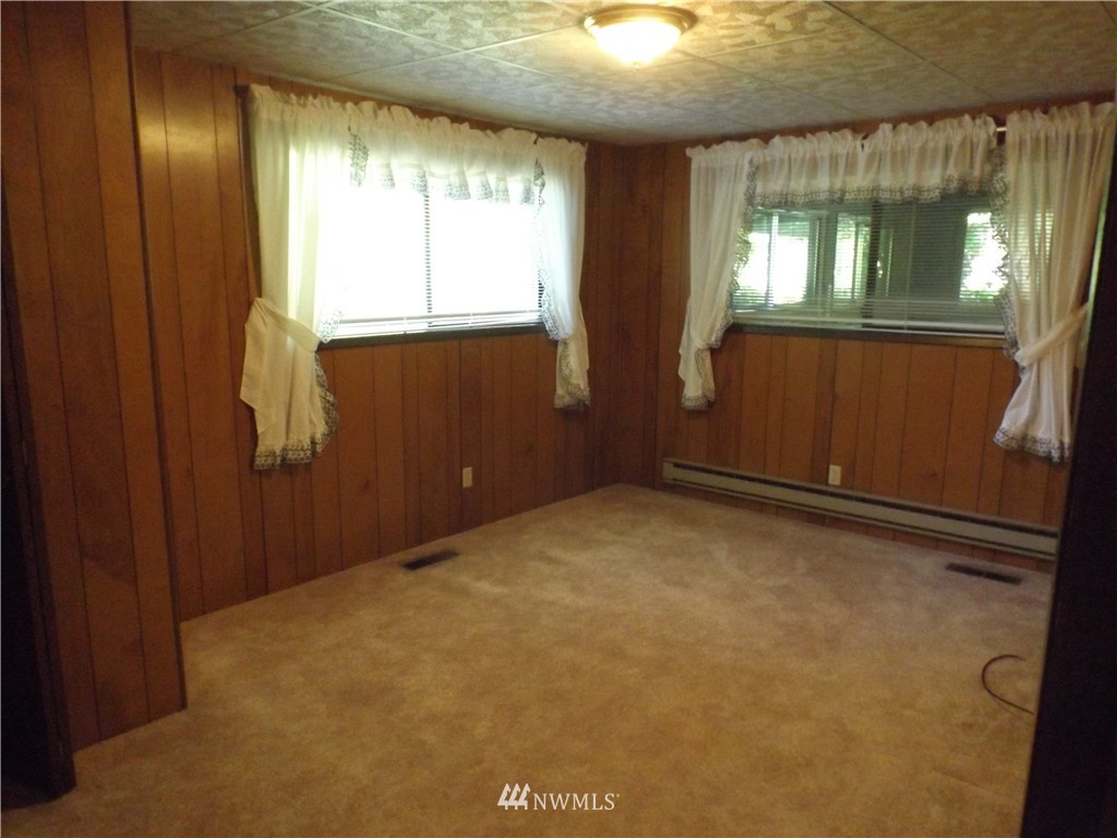 7150 Northeast North Shore Road Belfair, WA 98528 - Photo 14 of 16 Gallery Image 14