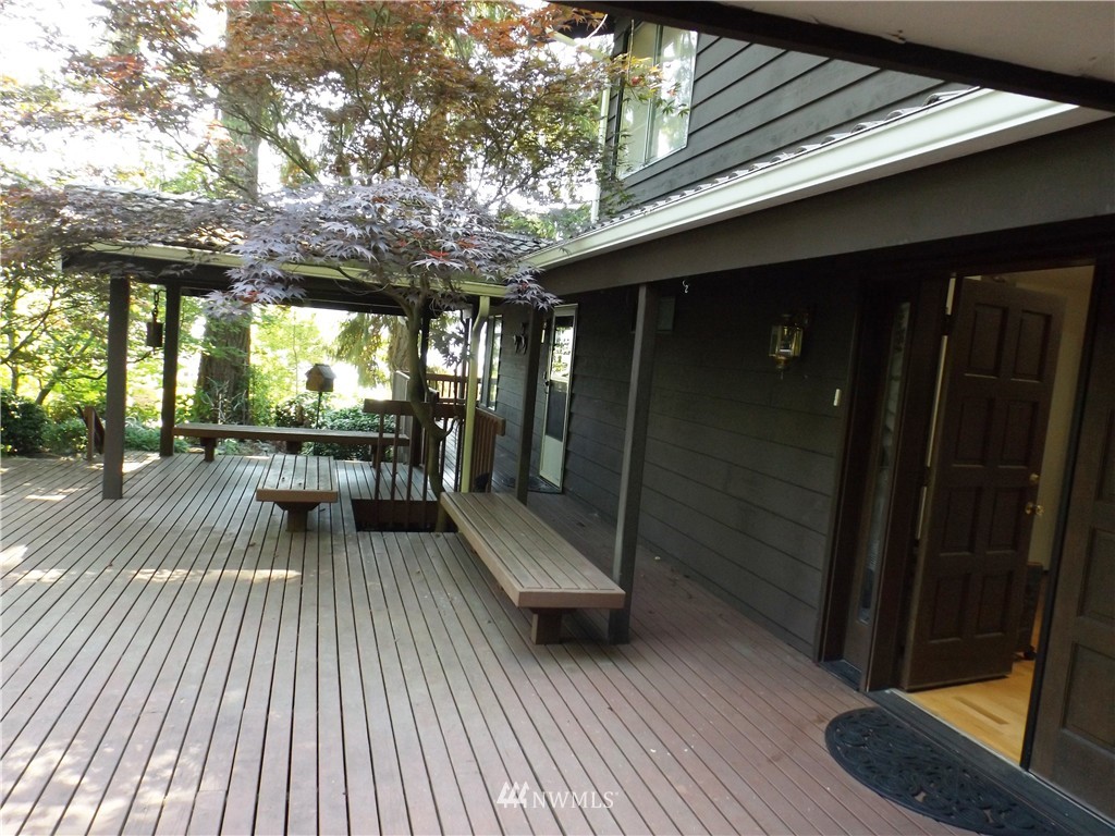 7150 Northeast North Shore Road Belfair, WA 98528 - Photo 3 of 16 Gallery Image 3
