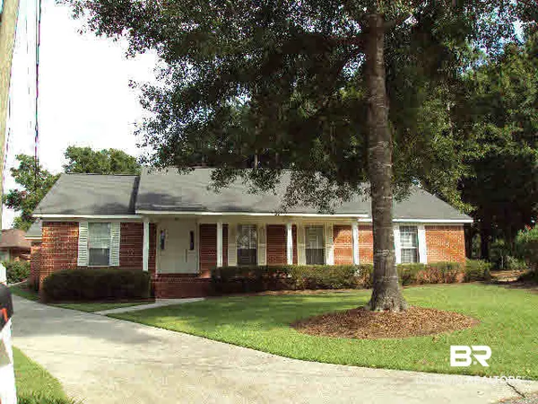 $1,295 | 123 Dewitt Circle, Daphne, AL 36526