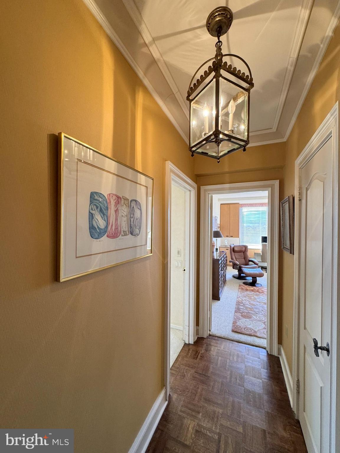 191 Presidential Boulevard, Unit R816 Bala Cynwyd, PA 19004 - Photo 28 of 42 a view of a hallway to a livingroom with furniture