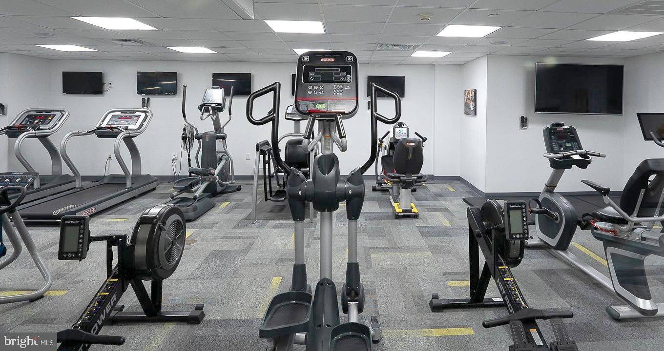 191 Presidential Boulevard, Unit R816 Bala Cynwyd, PA 19004 - Photo 7 of 42 a view of a room with gym equipment